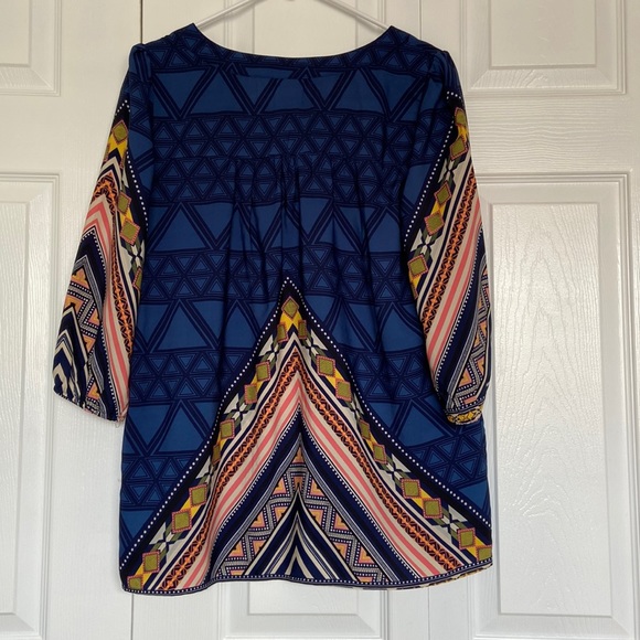 Pink Owl geometric blouse - Picture 2 of 8